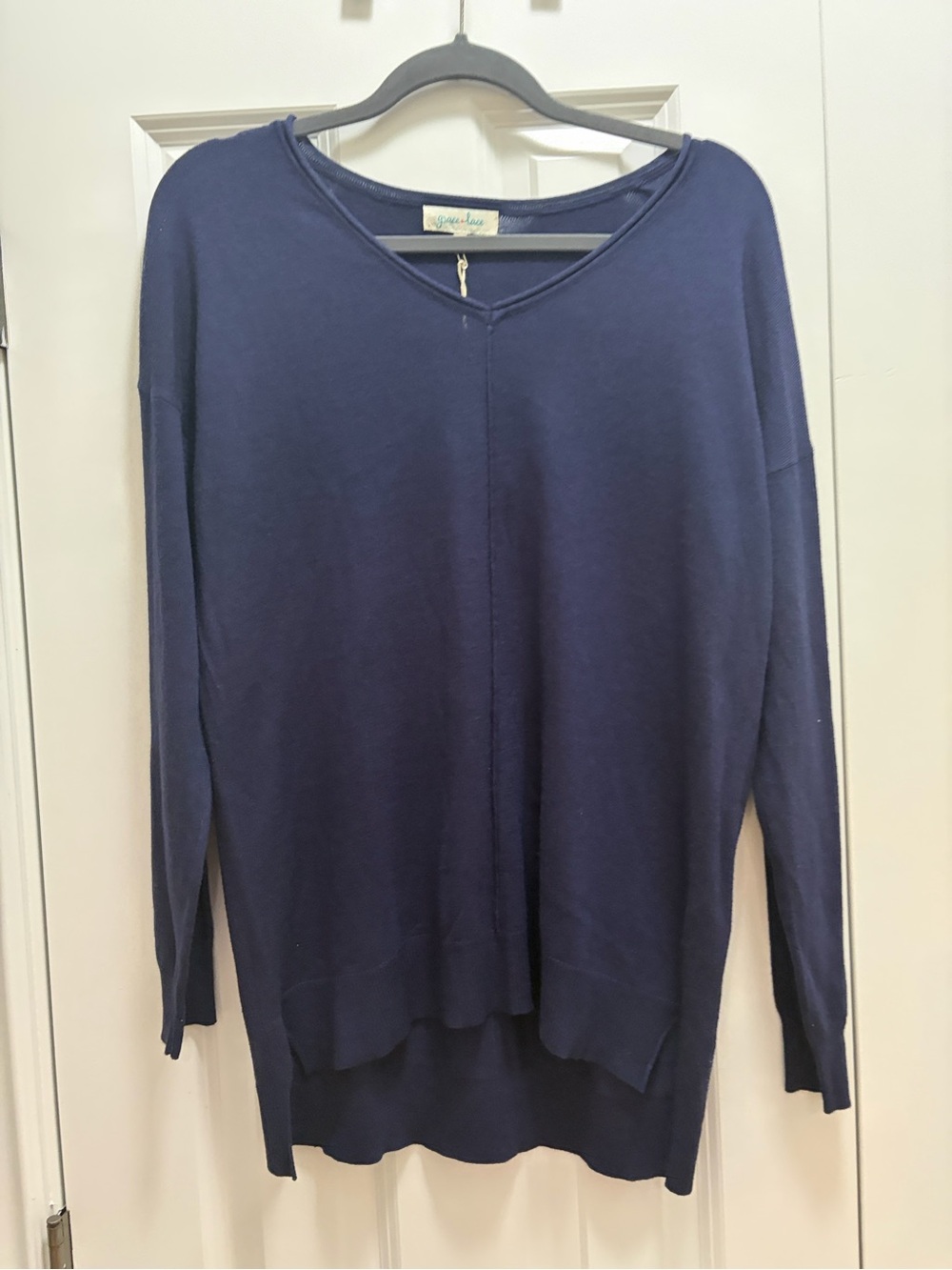 Grace and Lace Women's Navy V-Neck Lightweight Sweater